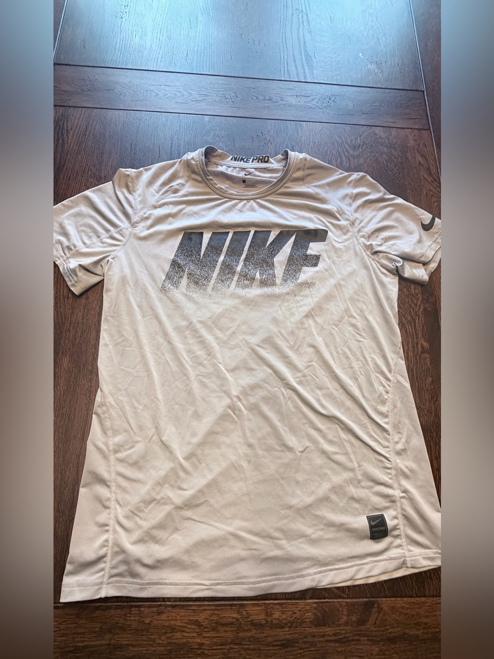Nike White Men’s Short-Sleeve Performance Tee with Gradient Logo